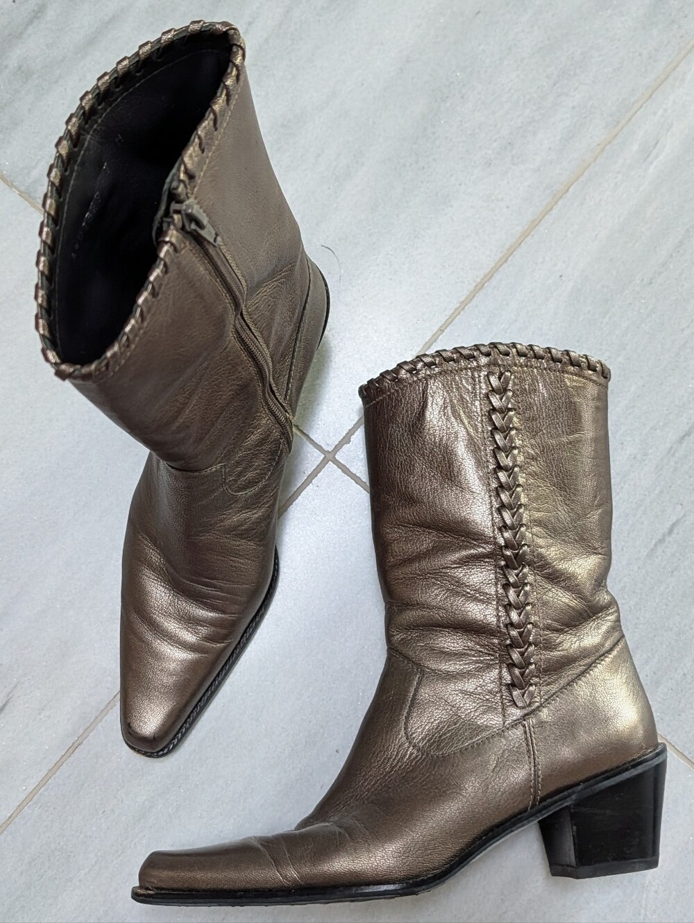 STUART WEITZMAN metallic leather boots 7